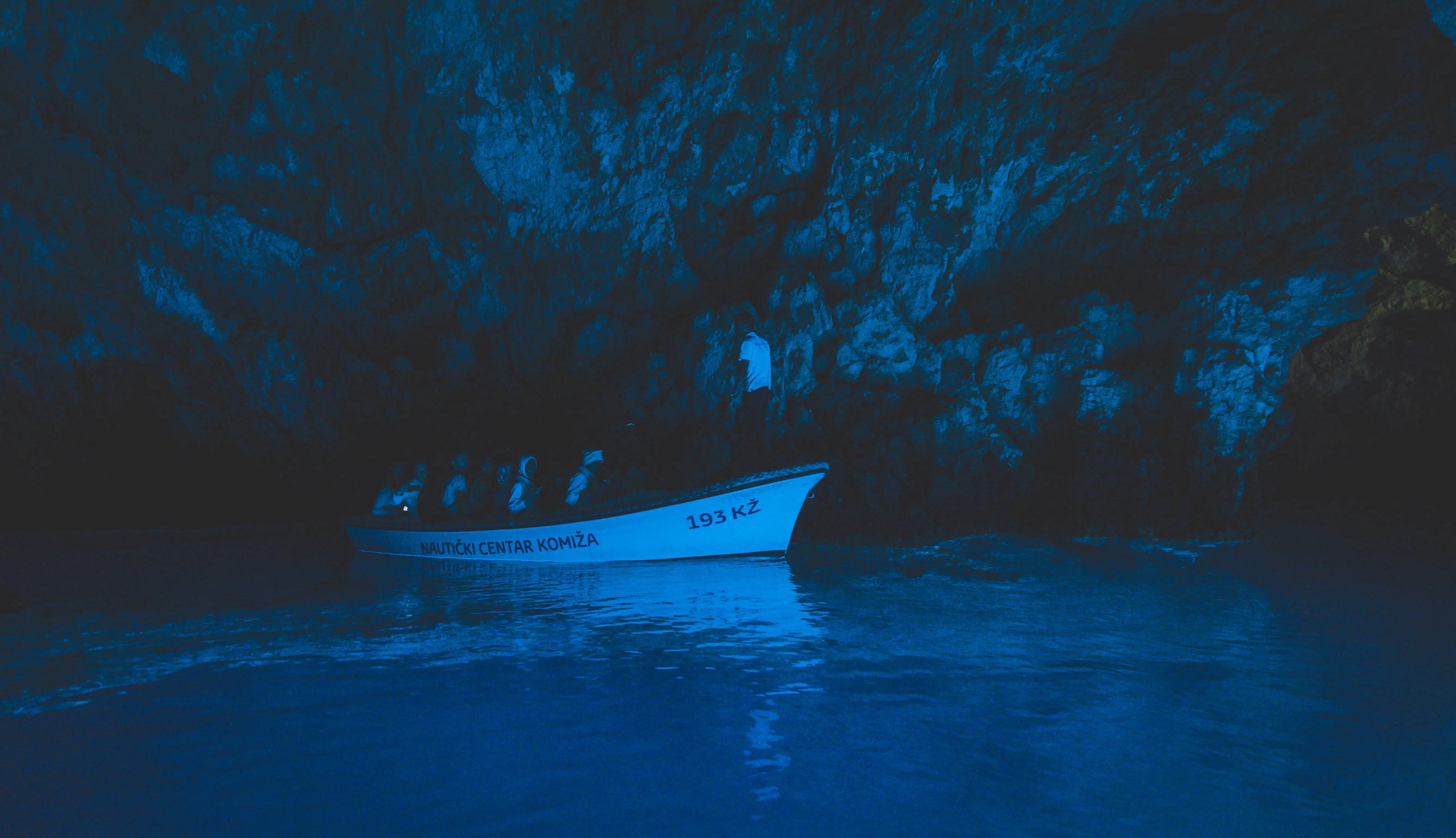 Blue Cave boat tour 