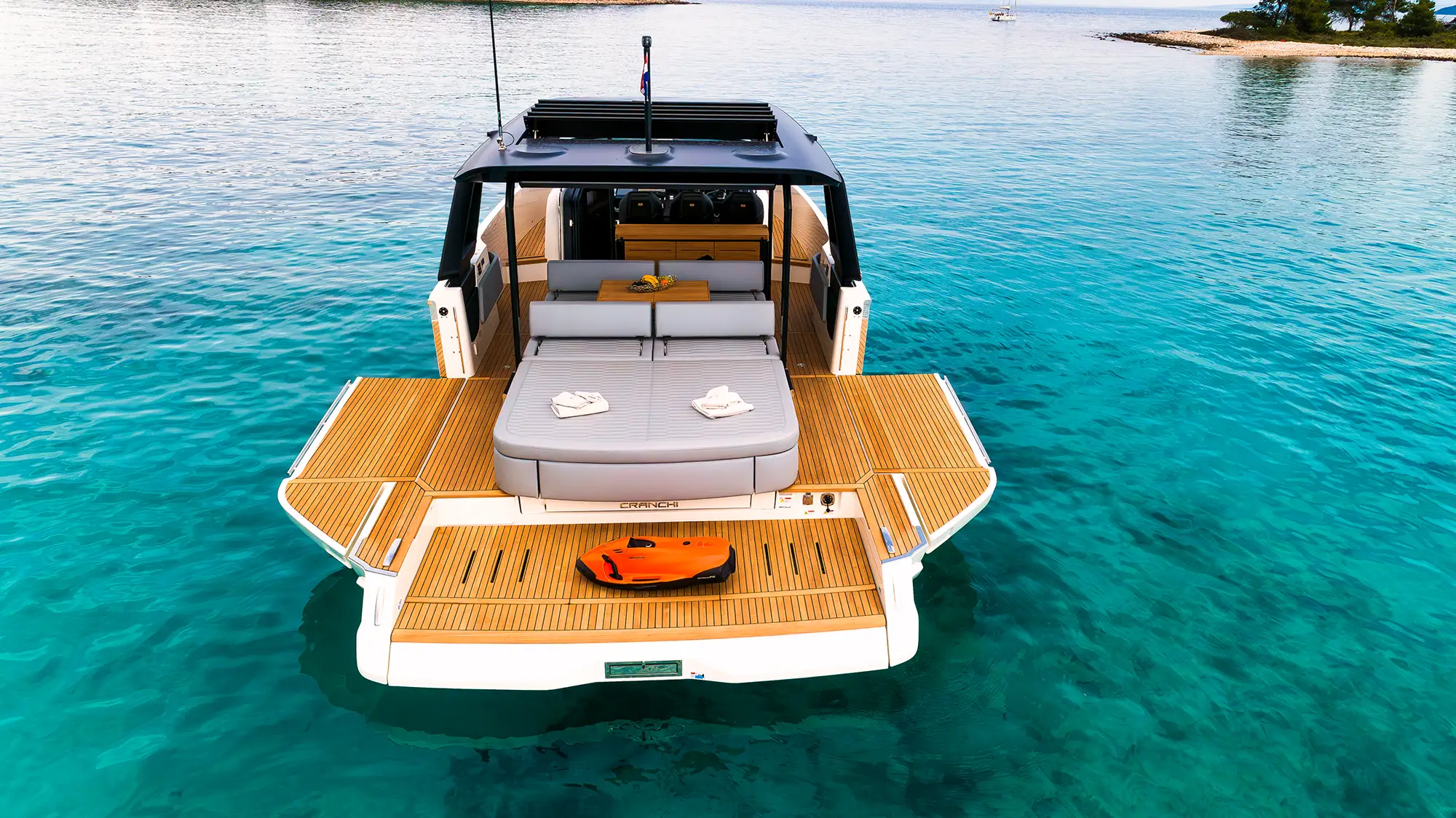 Luxury Tender Cranchi A46 exterior