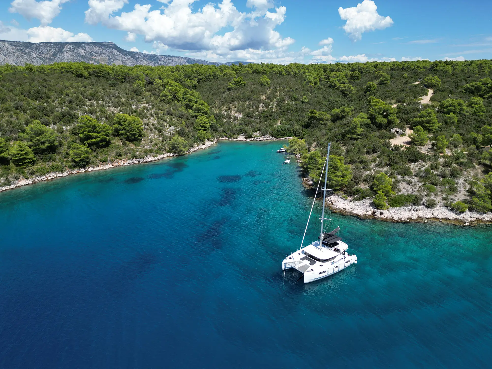 Sailboat in the island bay