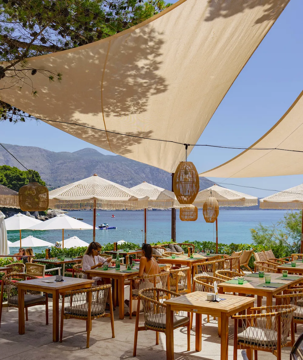 val di breno beach